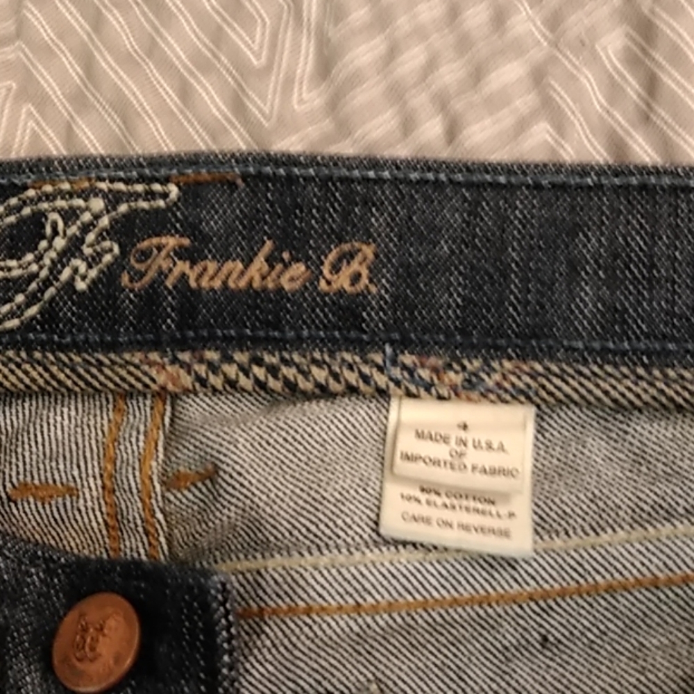 Jeans - Picture 3 of 4